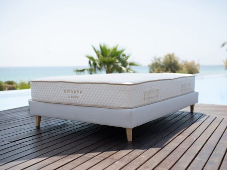 Base tapizada láminas Melasti