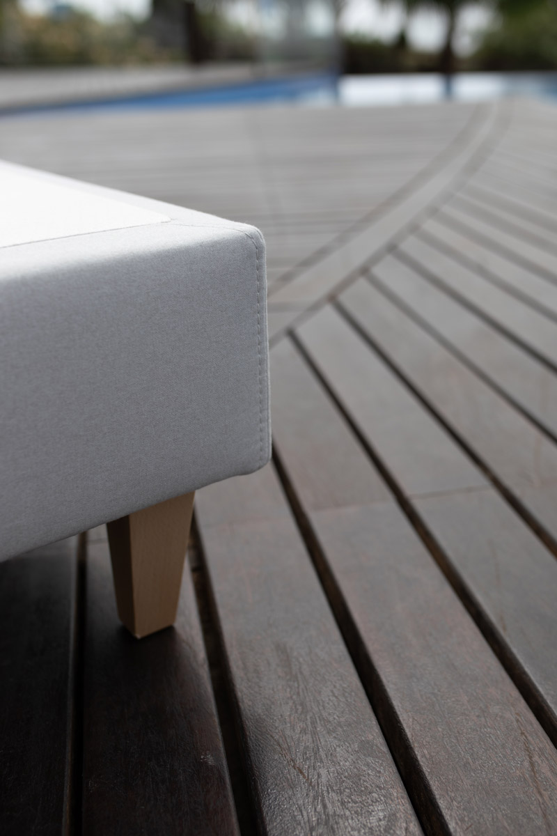 Base tapizada muelles ensacados Velassaru