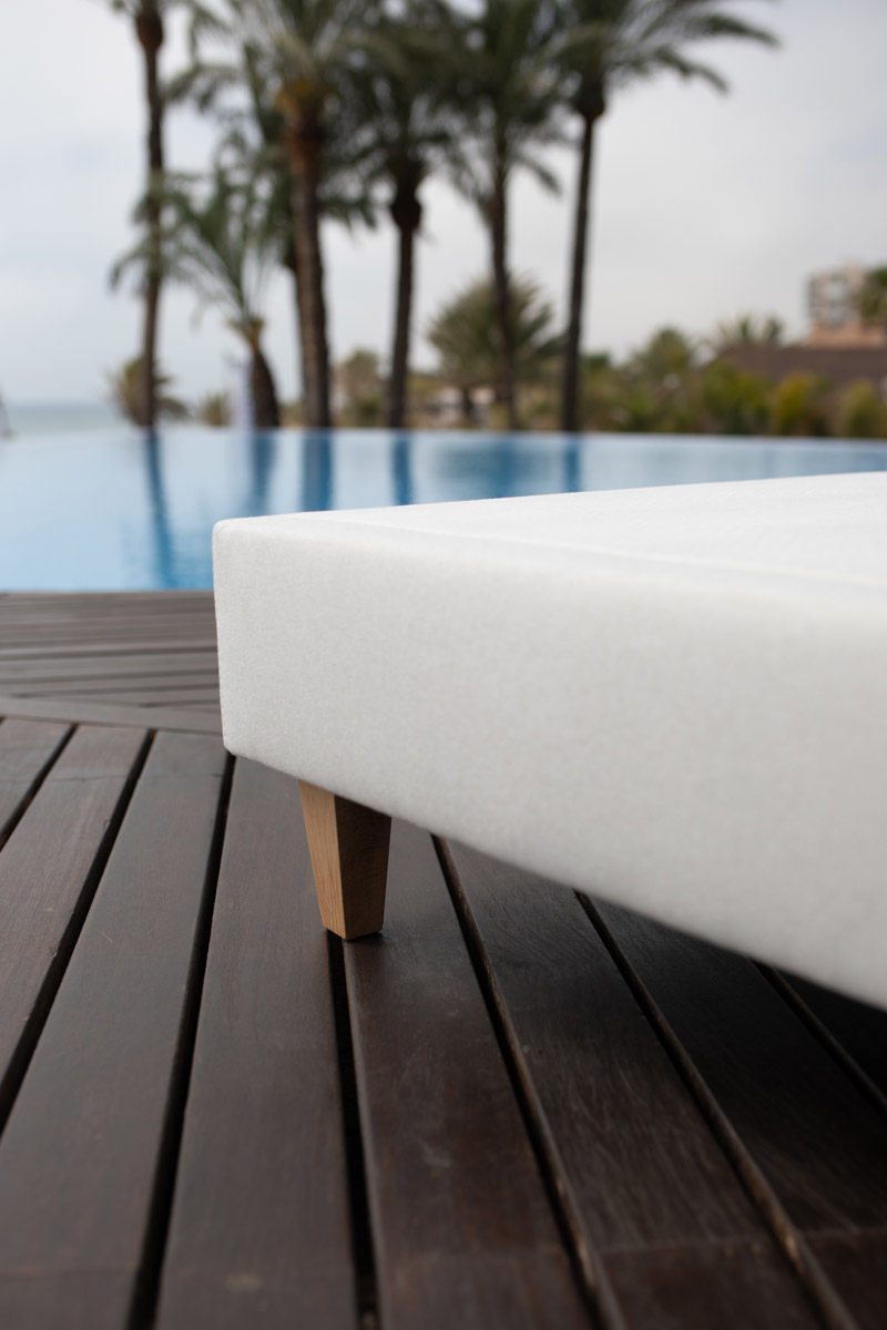 Base tapizada artesana Melasti