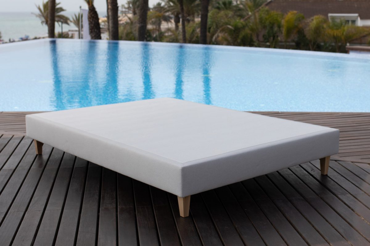 Base tapizada natural de lujo